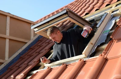 Pose de fenêtres de toit Velux à Nébias